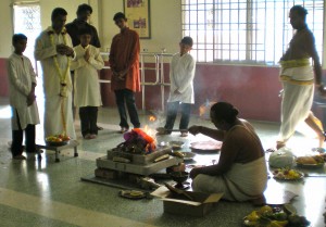 Family offerings at the Sri Sundarajah Perumal Temple